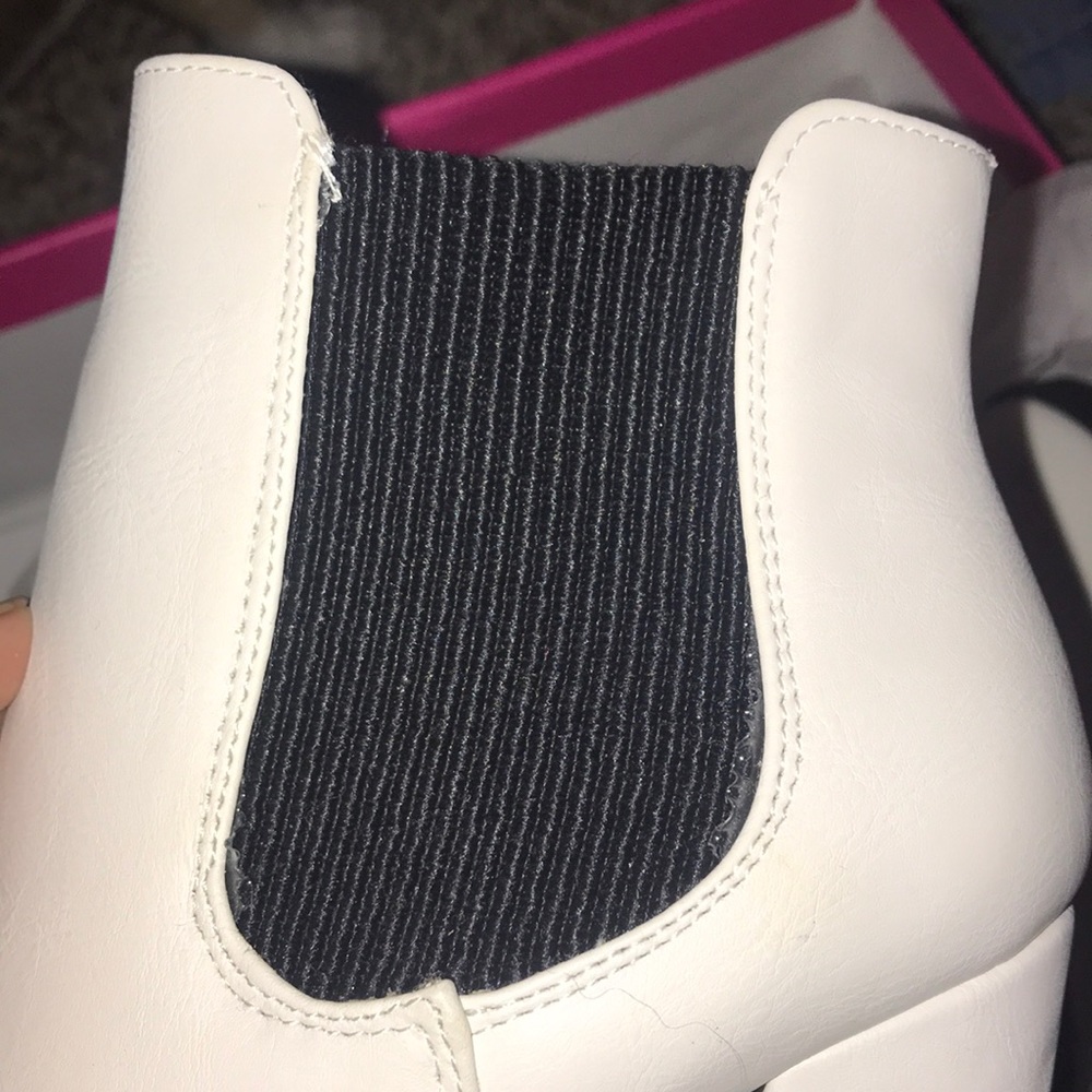 Booties - Picture 5 of 5
